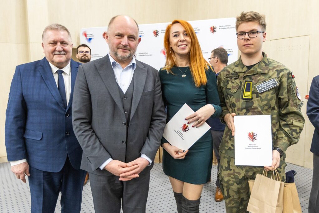 Podsumowanie rejsu żaglowcem STS Pogoria fot. fot. Szymon Zdziebło/tarantoga.pl dla UMWKP