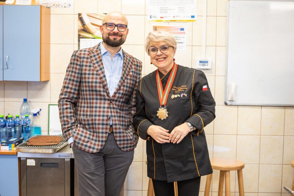 Walentynkowe warsztaty w Grubnie, fot. Szymon Zdziebło/tarantoga.pl dla UMWKP