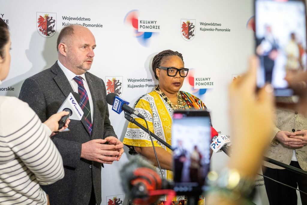 Briefing prasowy z dr Leymah Gbowee, fot. Szymon Zdziebło