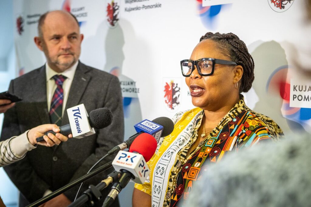 Briefing prasowy z dr Leymah Gbowee, fot. Szymon Zdziebło