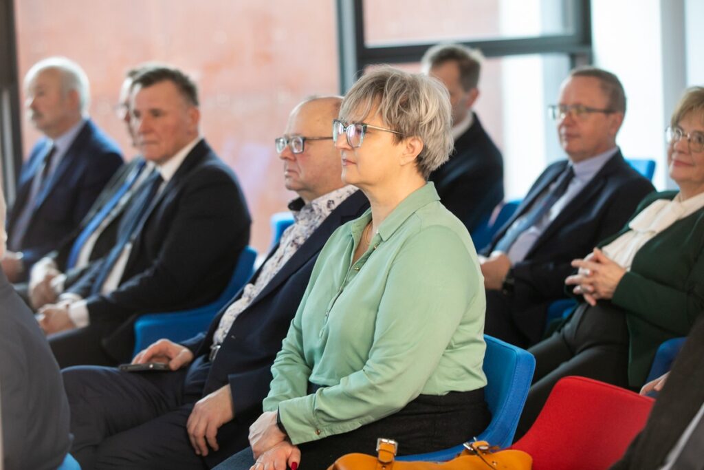 Spotkanie przewodniczącej Elżbiety Piniewskiej z przewodniczącymi rad powiatów, fot. Andrzej Goiński UMWKP