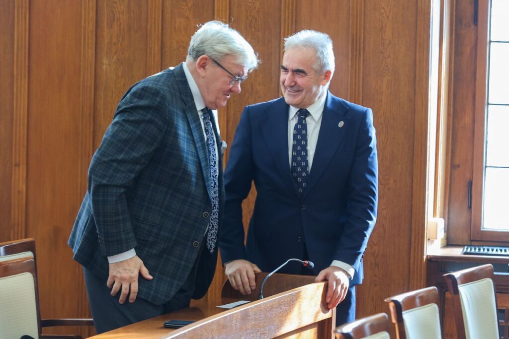 Nadzwyczajne posiedzenie sejmiku województwa poświęcone sytuacji rolnictwa, fot. Mikołaj Kuras dla UMWKP