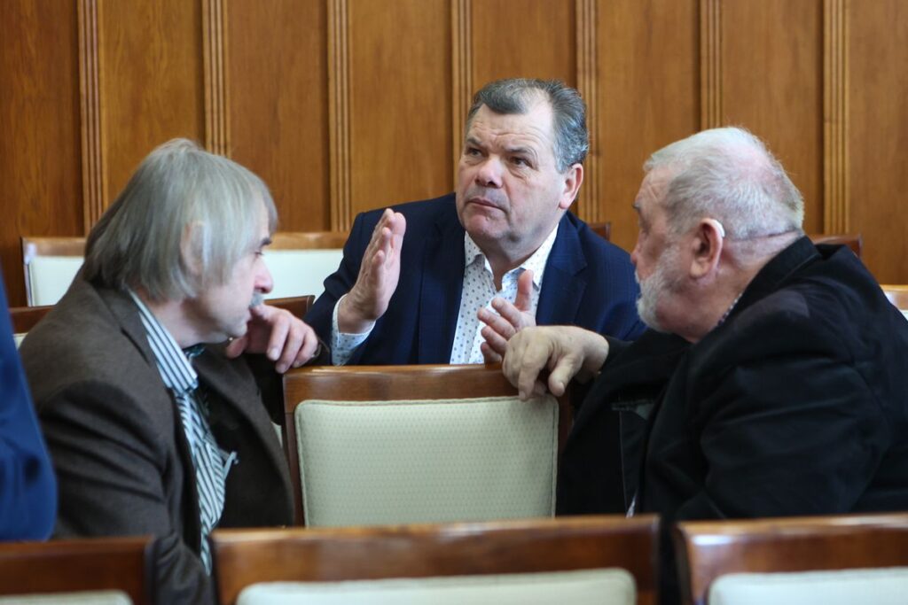 Nadzwyczajne posiedzenie sejmiku województwa poświęcone sytuacji rolnictwa, fot. Mikołaj Kuras dla UMWKP