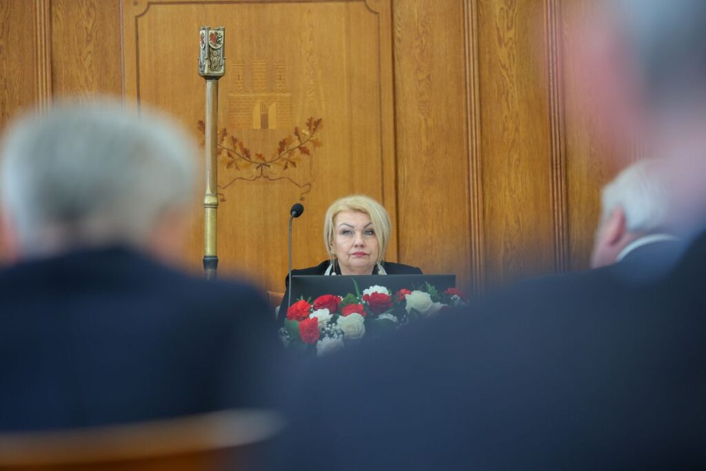 Nadzwyczajne posiedzenie sejmiku województwa poświęcone sytuacji rolnictwa, fot. Mikołaj Kuras dla UMWKP