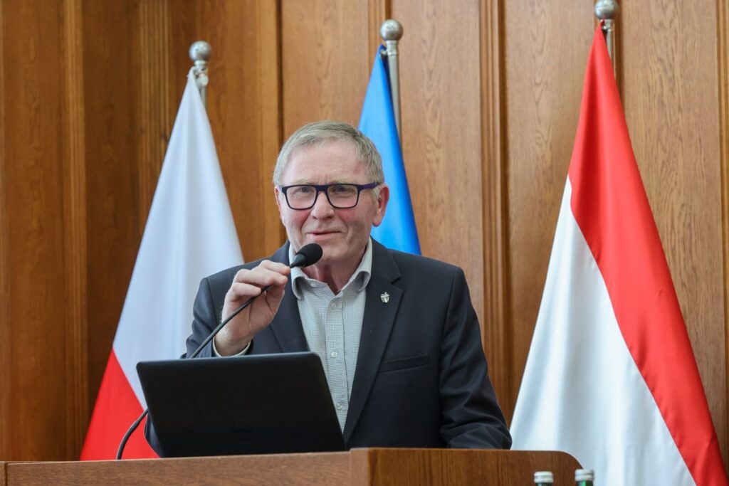 Nadzwyczajne posiedzenie sejmiku województwa poświęcone sytuacji rolnictwa, fot. Mikołaj Kuras dla UMWKP