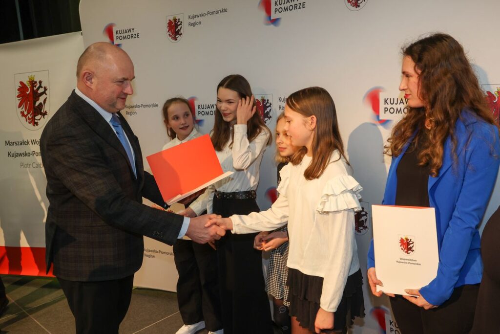 Wręczenie nagród sportowych, fot. Mikołaj Kuras dla UMWKP