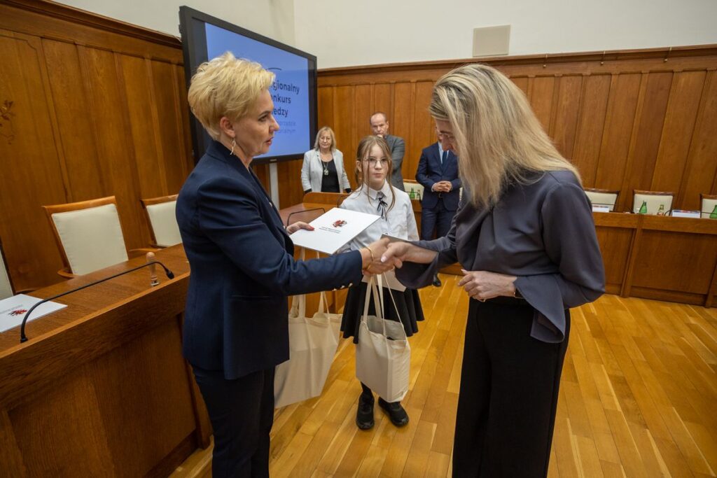 Finał Konkursu Wiedzy o Samorządzie Terytorialnym, fot. Mikołaj Kuras dla UMWKP