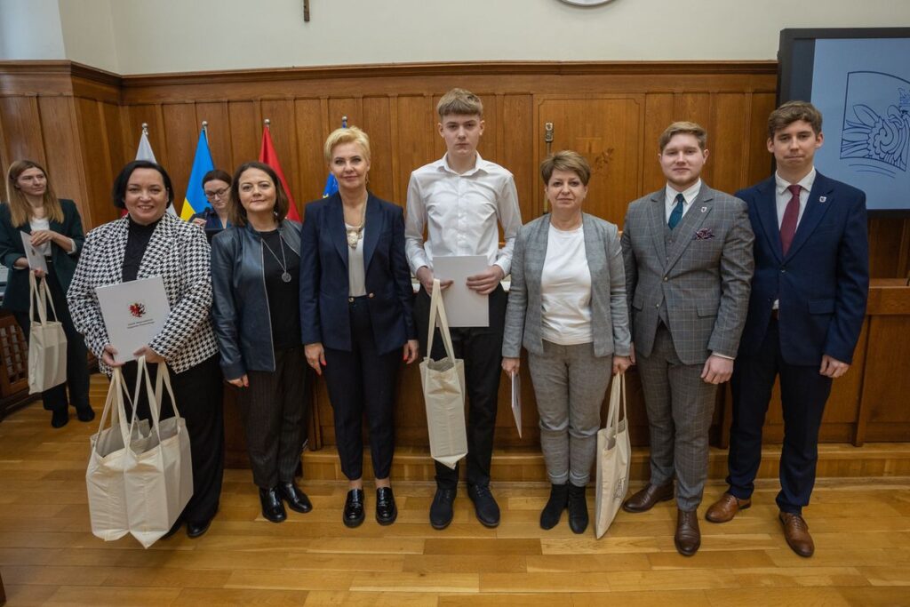 Finał Konkursu Wiedzy o Samorządzie Terytorialnym, fot. Mikołaj Kuras dla UMWKP