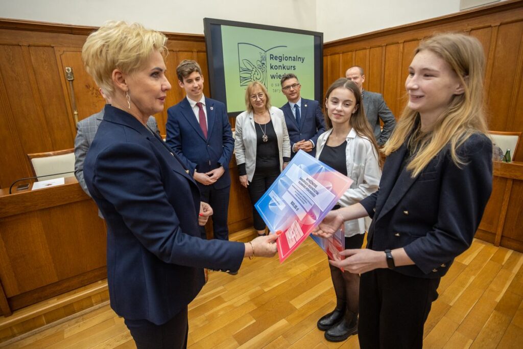 Finał Konkursu Wiedzy o Samorządzie Terytorialnym, fot. Mikołaj Kuras dla UMWKP