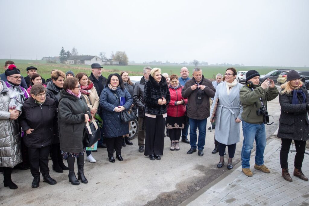 Otwarcie świetlicy wiejskiej w Bogusławkach, fot. Mikołaj Kuras dla UMWKP