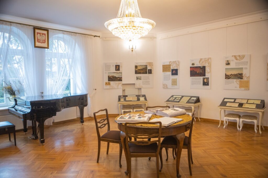 Ośrodek Chopinowski w Szafarni fot. Mikołaj Kuras dla UMWKP