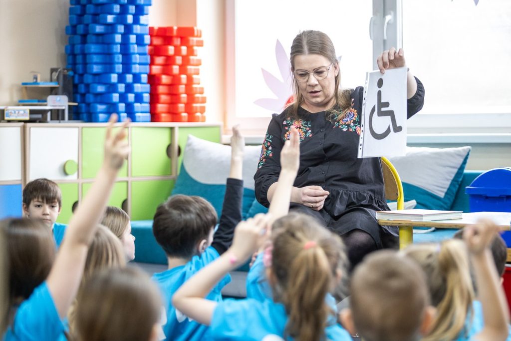 ABC empatii, lekcja pokazowa w Inowrocławiu, fot. Szymon Zdziebło/tarantoga.pl dla UMWKP