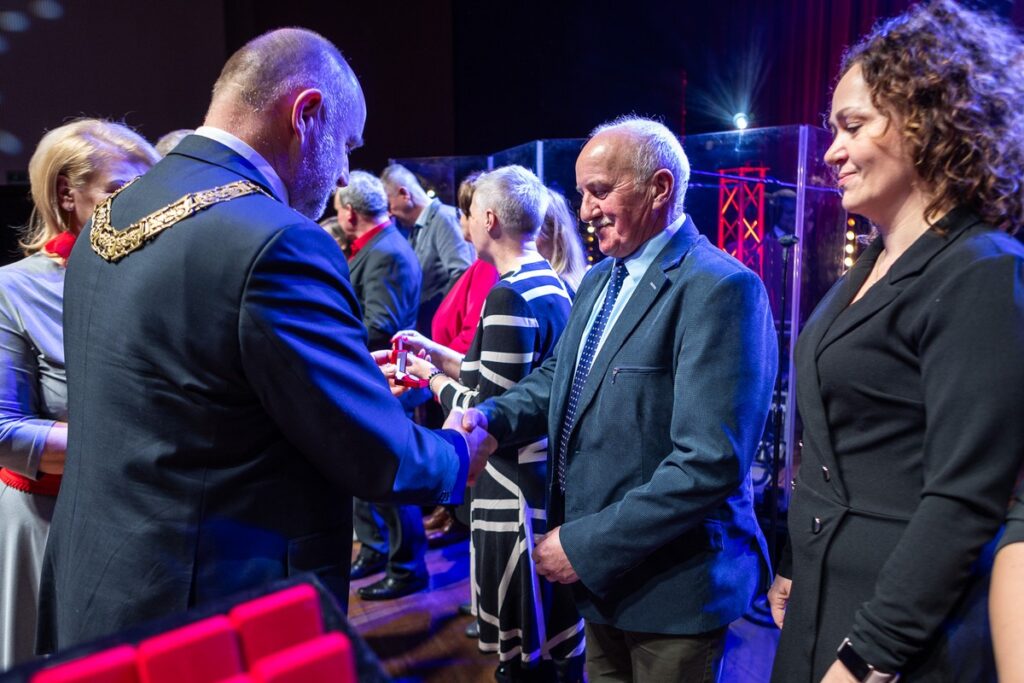 Uroczystość wręczenia odznak dla sołtysów z Kujawsko-Pomorskiego, fot. Szymon Zdziebło/tarantoga.pl dla UMWKP