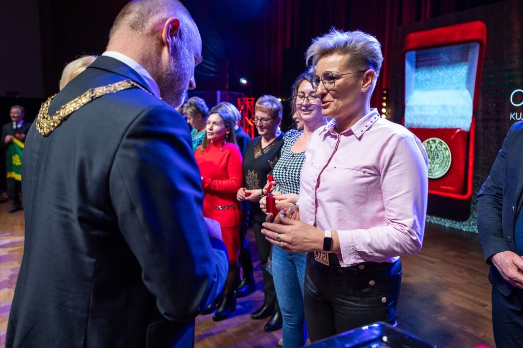 Uroczystość wręczenia odznak dla sołtysów z Kujawsko-Pomorskiego, fot. Szymon Zdziebło/tarantoga.pl dla UMWKP