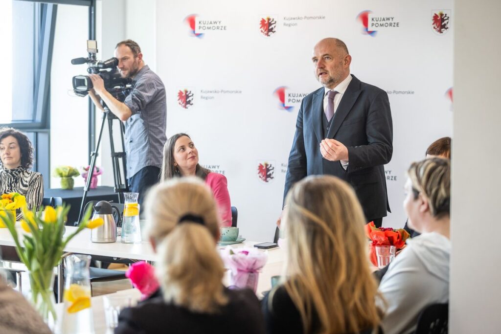 Spotkanie z okazji Dnia Kobiet, fot. Szymon Zdziebło/tarantoga.pl dla UMWKP