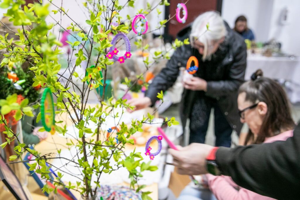Wielkanocny kiermasz w Urzędzie Marszałkowskim, fot. Andrzej Goiński/UMWKP
