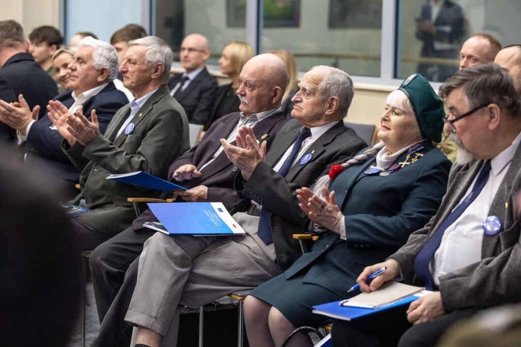 Toruńskie obchody 25 lat Polski w NATO, fot. Szymon Zdziebło/tarantoga.pl dla UMWKP
