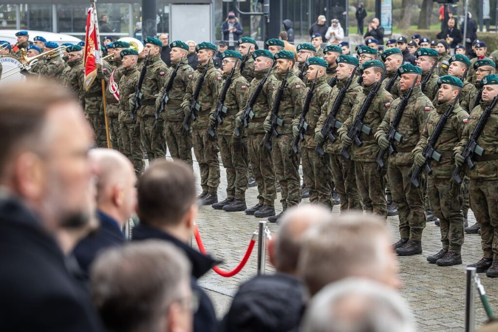 Toruńskie obchody 25 lat Polski w NATO, fot. Szymon Zdziebło/tarantoga.pl dla UMWKP