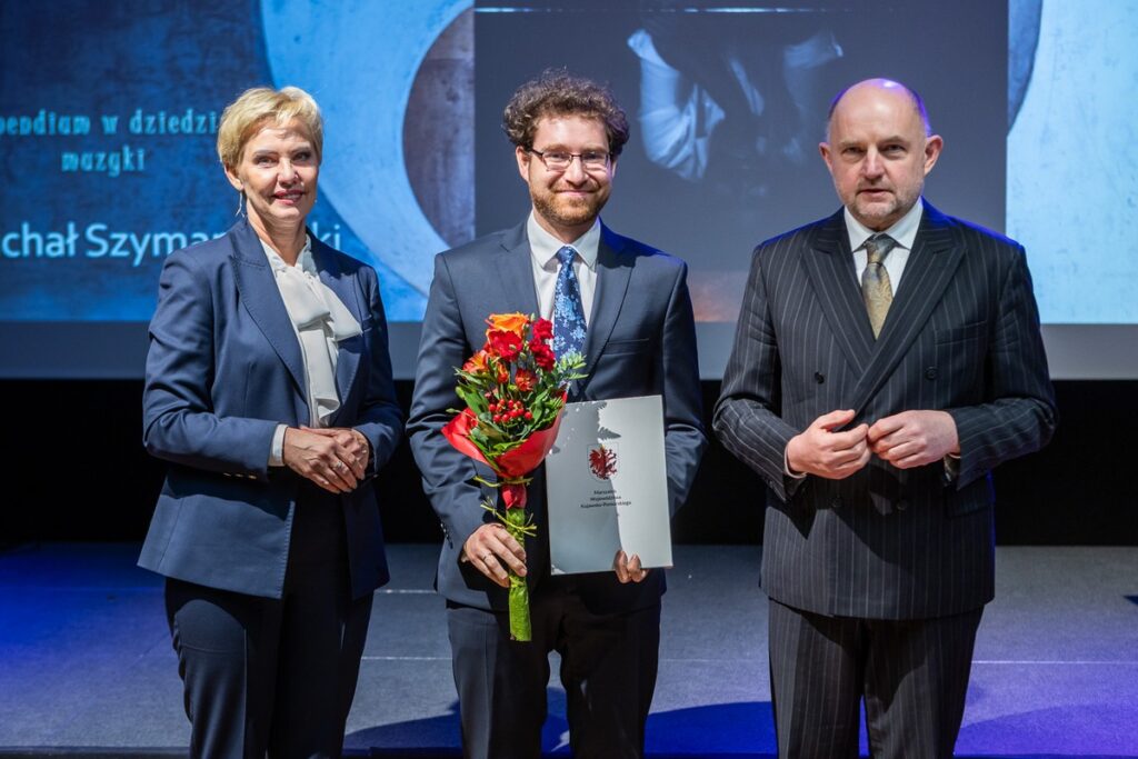 Wręczenie stypendiów artystycznych, fot. Szymon Zdziebło/tarantoga.pl dla UMWKP