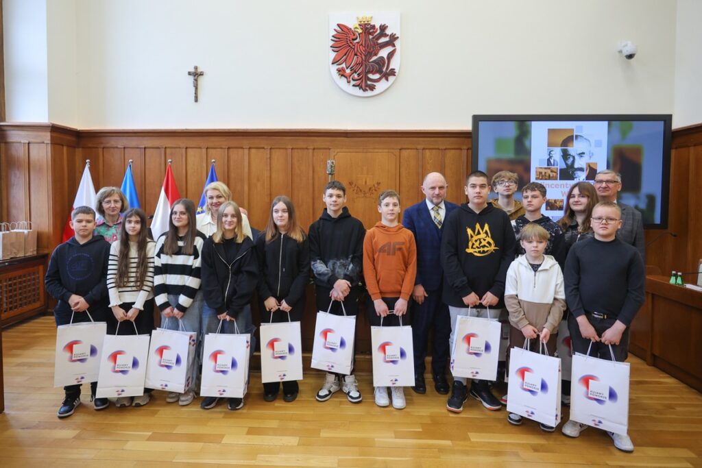 Ostatnia w tej kadencji merytoryczna sesja sejmiku województwa, fot. Mikołaj Kuras dla UMWKP