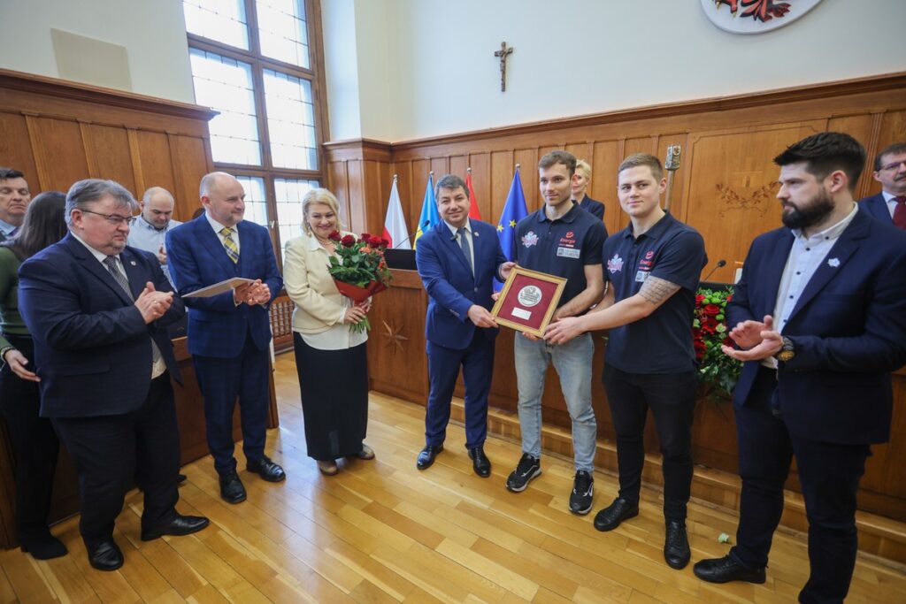 Ostatnia w tej kadencji merytoryczna sesja sejmiku województwa, fot. Mikołaj Kuras dla UMWKP