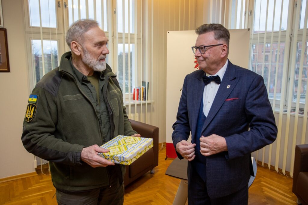 Spotkanie wicemarszałka Zbigniewa Ostrowskiego z gośćmi z Ukrainy, fot. Mikołaj Kuras dla UMWKP