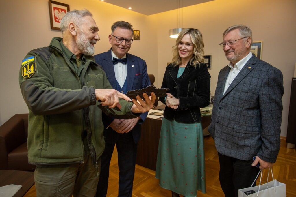 Spotkanie wicemarszałka Zbigniewa Ostrowskiego z gośćmi z Ukrainy, fot. Mikołaj Kuras dla UMWKP