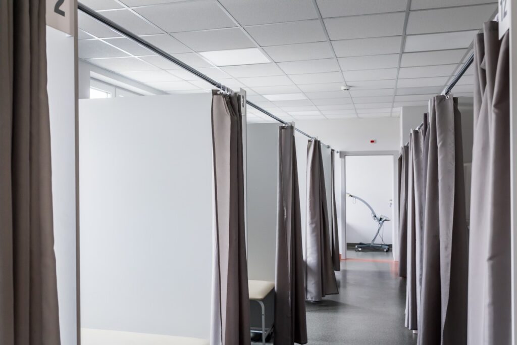 Oficjalne otwarcie tucholskiego ZOL-u i zakładu rehabilitacji, fot. Tomasz Czachorowski/eventphoto.com.pl dla UMWKP