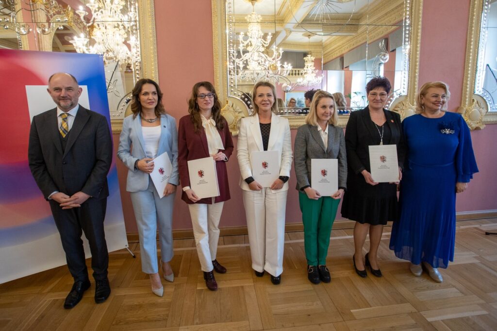 Wręczenie aktów nominacji do Kujawsko-Pomorskiej Rady Kobiet, fot. Mikołaj Kuras dla UMWKP