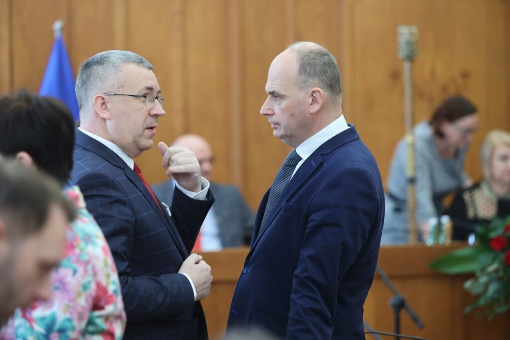 Kończąca VI kadencję samorządu województwa uroczysta sesja sejmiku, fot. Mikołaj Kuras dla UMWKP