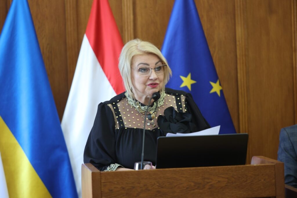 Kończąca VI kadencję samorządu województwa uroczysta sesja sejmiku, fot. Mikołaj Kuras dla UMWKP