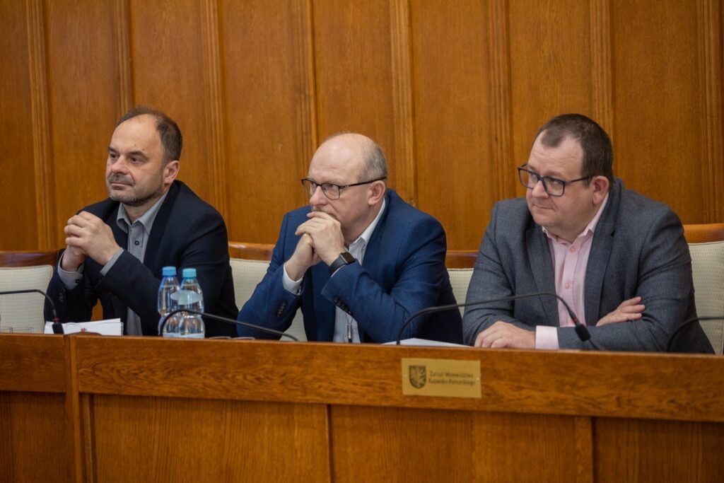 Wręczenie umów FeDKP i PROW, fot. Mikołaj Kuras dla UMWKP