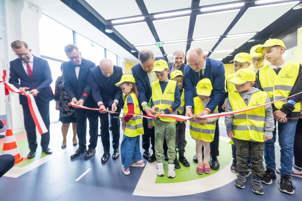 Otwarcie Centrum Edukacji Komunikacyjnej w Bydgoszczy, fot. Tomasz Czachorowski/eventphoto.com.pl dla UMWKP