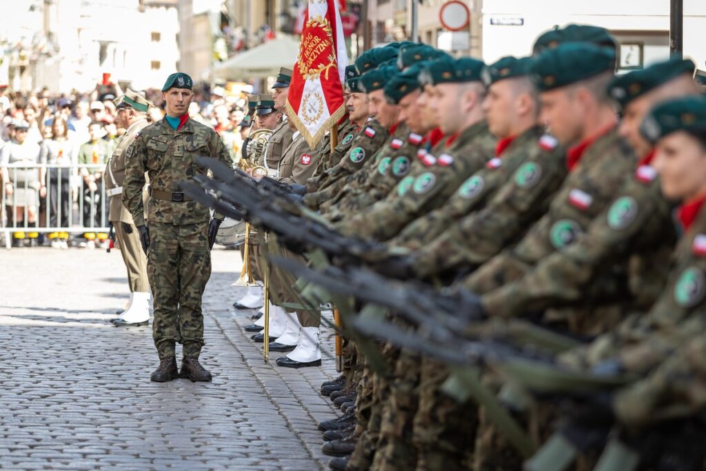 Wojewódzkie obchody Narodowego Święta Trzeciego Maja w Toruniu, fot. Szymon Zdziebło dla UMWKP