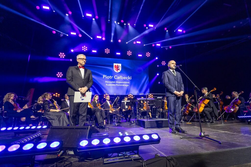 Koncert z okazji 20-lecia Polski w UE, fot. Szymon Zdziebło/tarantoga.pl dla UMWKP