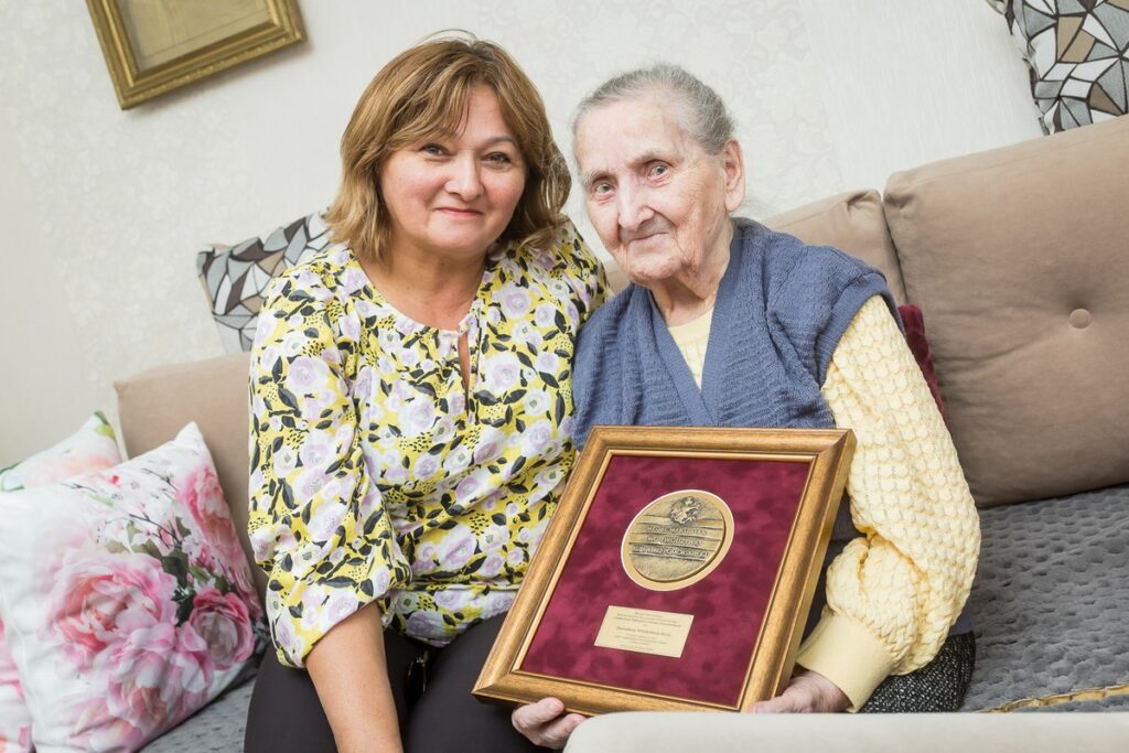 Wręczenie medalu Unitas Durat Stanisławie Kucy, fot. Tomasz Czachorowski/eventphoto.com.pl/UMWKP