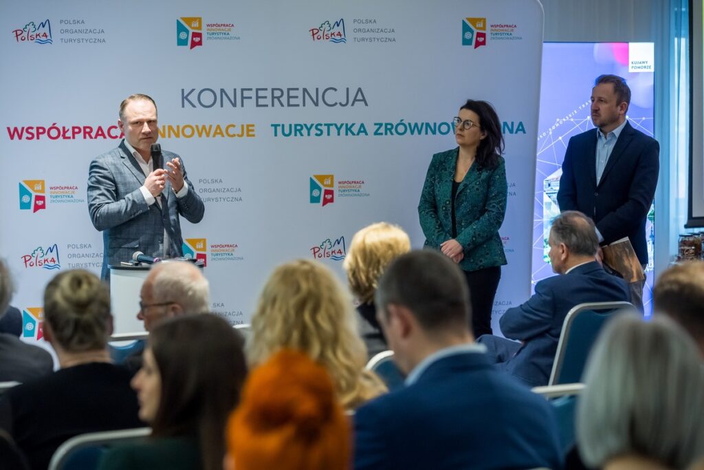 Konferencja „Współpraca – Innowacje – Zrównoważona Turystyka” w Bydgoszczy, fot. Tomasz Czachorowski dla UMWKP