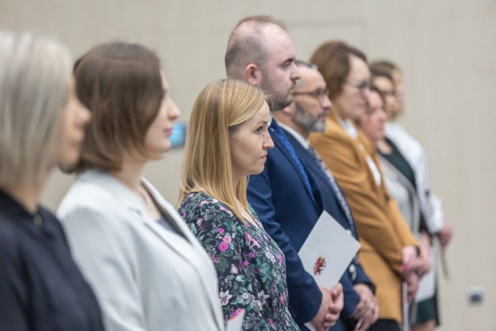Ślubowanie urzędników, fot. Mikołaj Kuras dla UMWKP