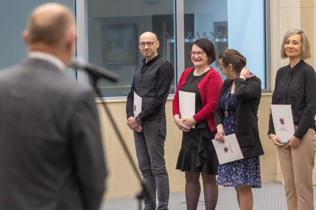 Ślubowanie urzędników, fot. Mikołaj Kuras dla UMWKP