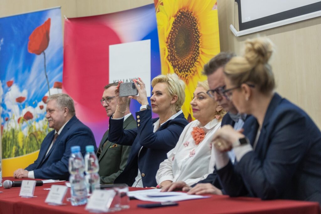 Ceremonia podpisania umów FEdKP i PROW, fot. Mikołaj Kuras dla UMWKP