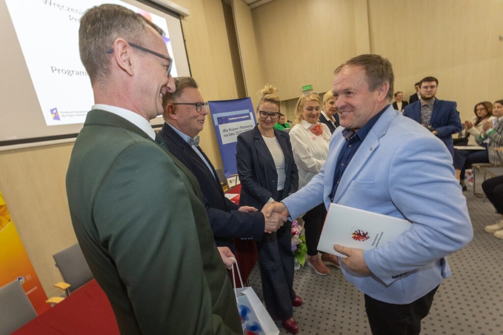 Ceremonia podpisania umów FEdKP i PROW, fot. Mikołaj Kuras dla UMWKP