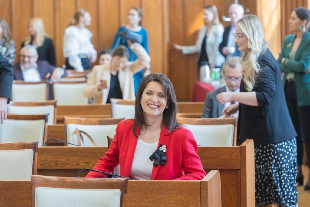 Uroczystość wręczenia zaświadczeń o wyborze do sejmiku województwa, fot. Mikołaj Kuras dla UMWKP