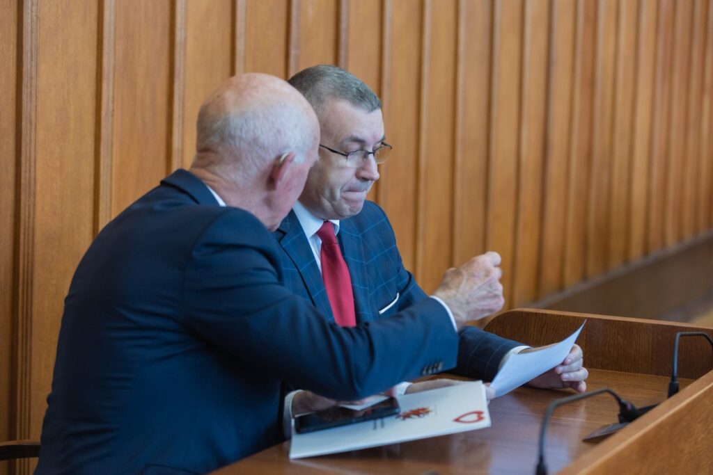 Uroczystość wręczenia zaświadczeń o wyborze do sejmiku województwa, fot. Mikołaj Kuras dla UMWKP