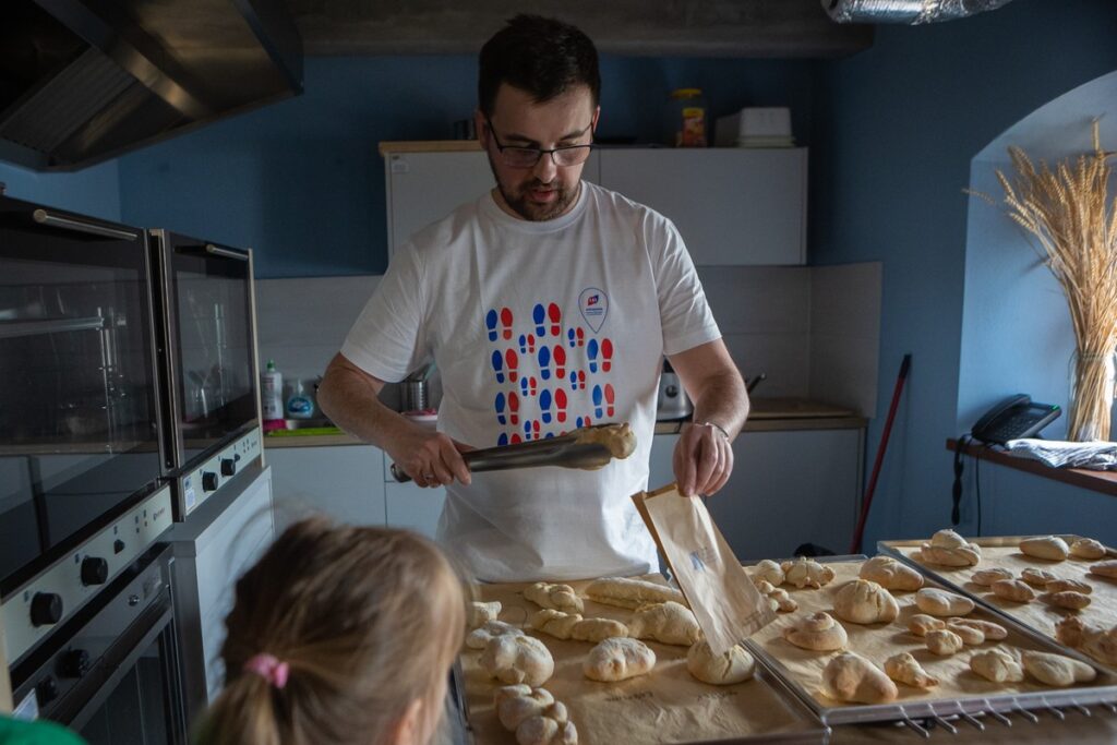 Grudziądz, Pachnące pieczywem warsztaty piekarnicze, fot. Mikołaj Kuras dla UMWKP