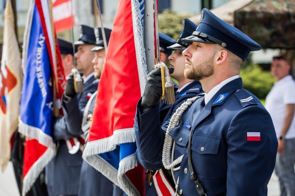 Obchody Dnia Flagi, Bydgoszcz, fot. Tomasz Czachorowski dla UMWKP