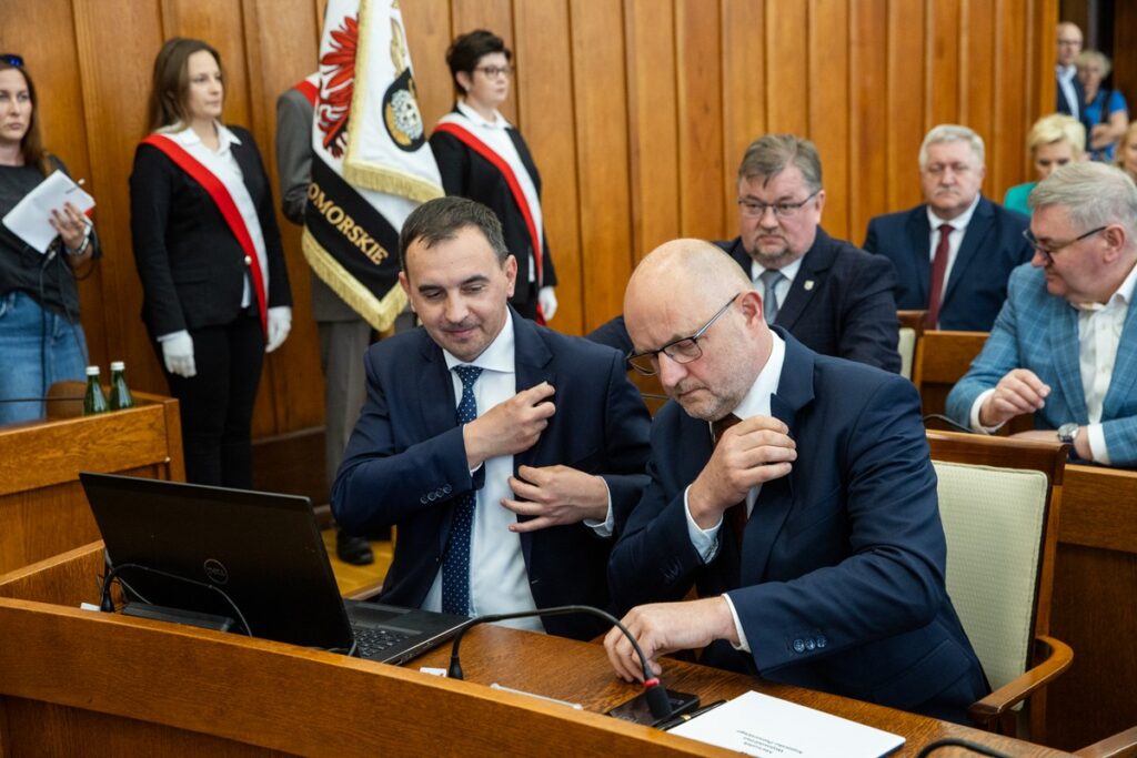 Pierwsza sesja sejmiku VII kadencji, fot. Andrzej Goiński/UMWKP