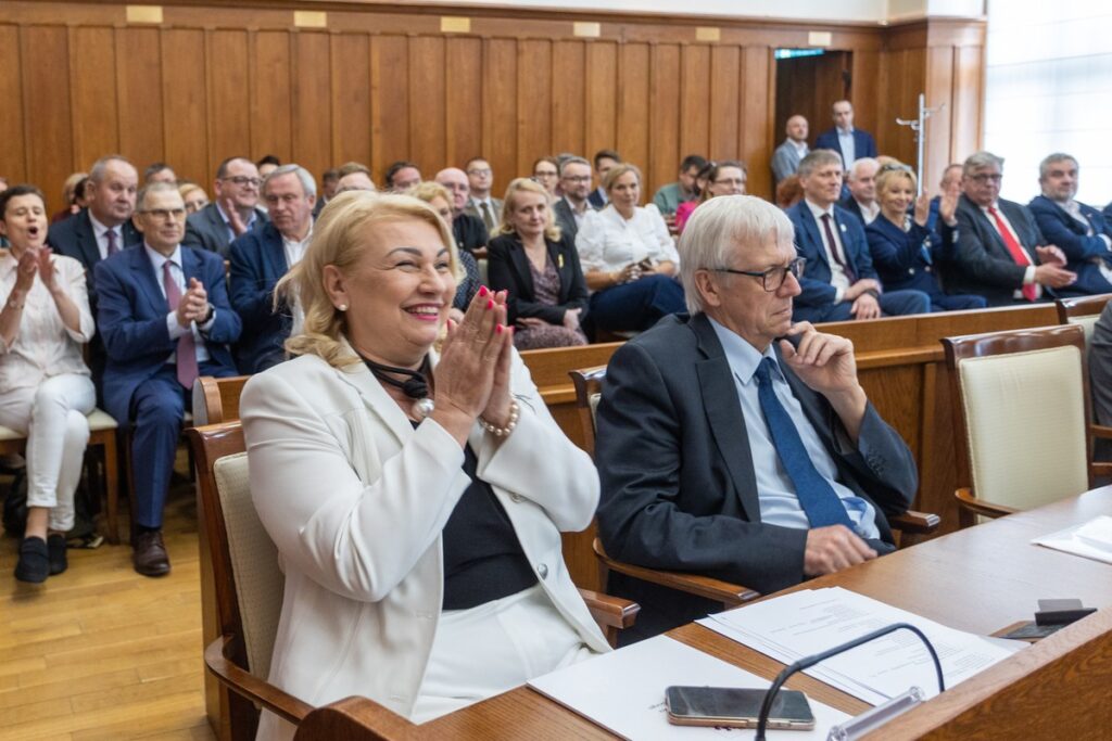 Pierwsza sesja sejmiku VII kadencji, fot. Mikołaj Kuras dla UMWKP