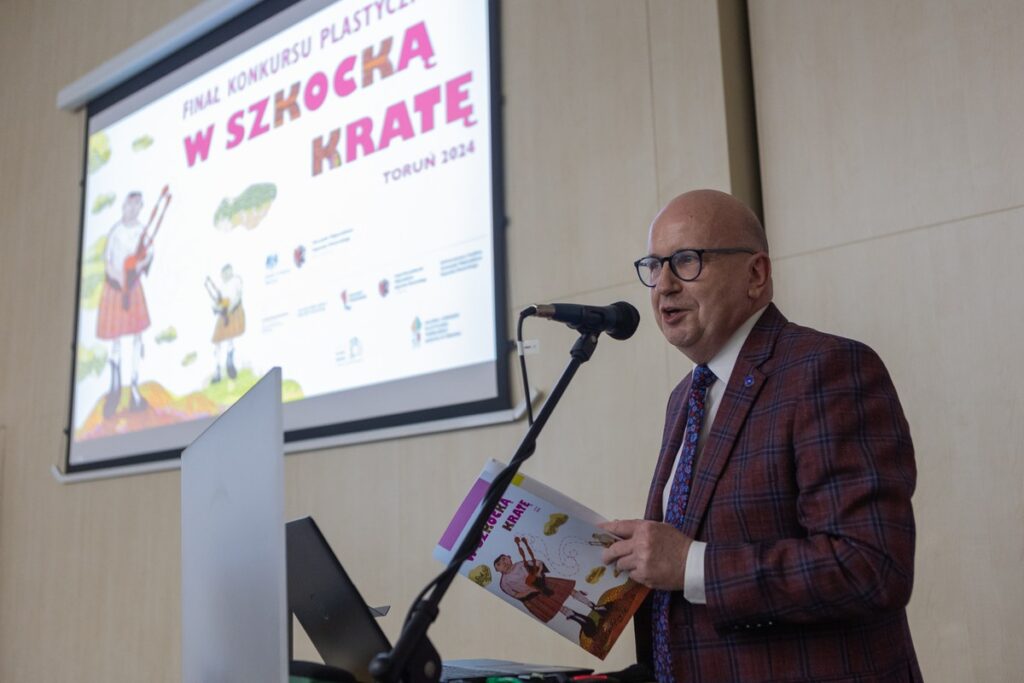 Konkurs plastyczny „W szkocką kratę” fot. Mikołaj Kuras dla UMWKP