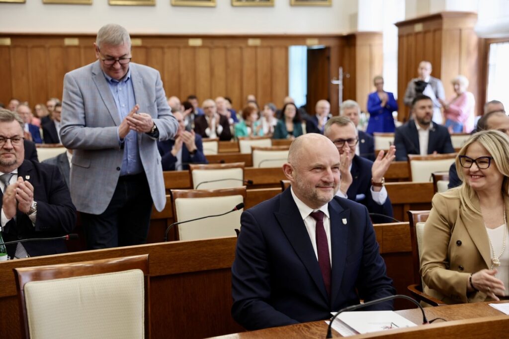 Pierwsza sesja sejmiku województwa, wybory marszałka województwa, fot. Andrzej Goiński/UMWKP