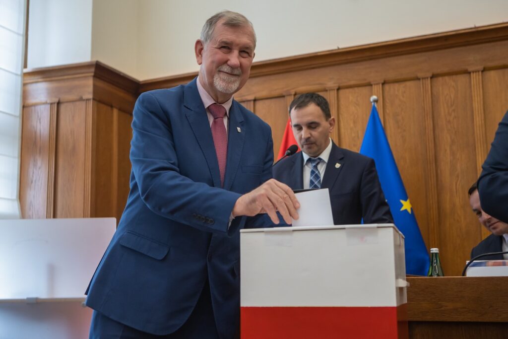 Pierwsza sesja sejmiku województwa, wybory marszałka województwa, fot. Mikołaj Kuras dla UMWKP